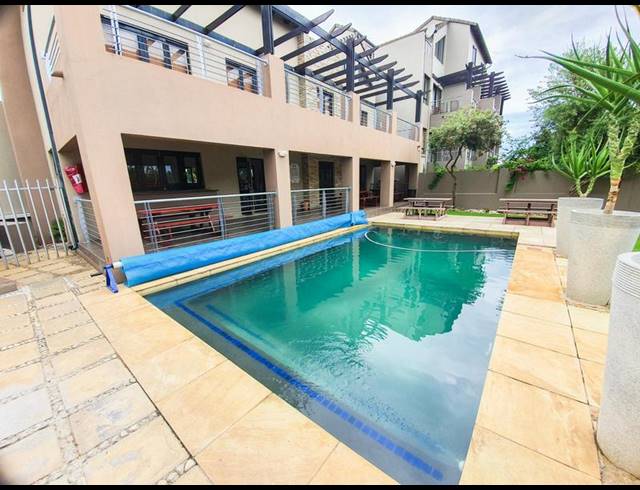 1 BEDROOM APARTMENT FOR SALE IN SUNNINGHILL